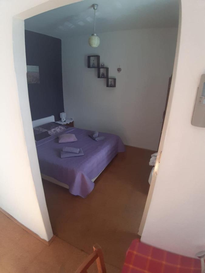 Apartmani Milka Pakoštane Eksteriør bilde